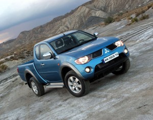 Руководства по ремонту и эксплуатации Mitsubishi L200