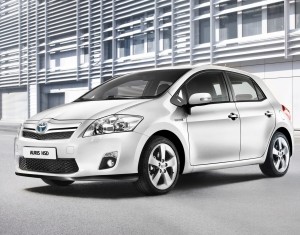 Книги по ремонту и эксплуатации Toyota Auris