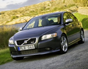 Книги по ремонту и эксплуатации Volvo S40