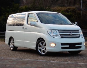 Книги по ремонту и эксплуатации Nissan Elgrand